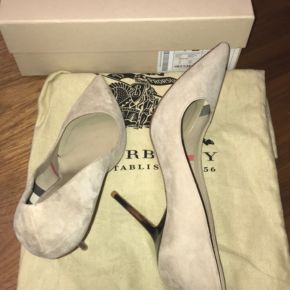Burberry pumps - Picture 3 of 8